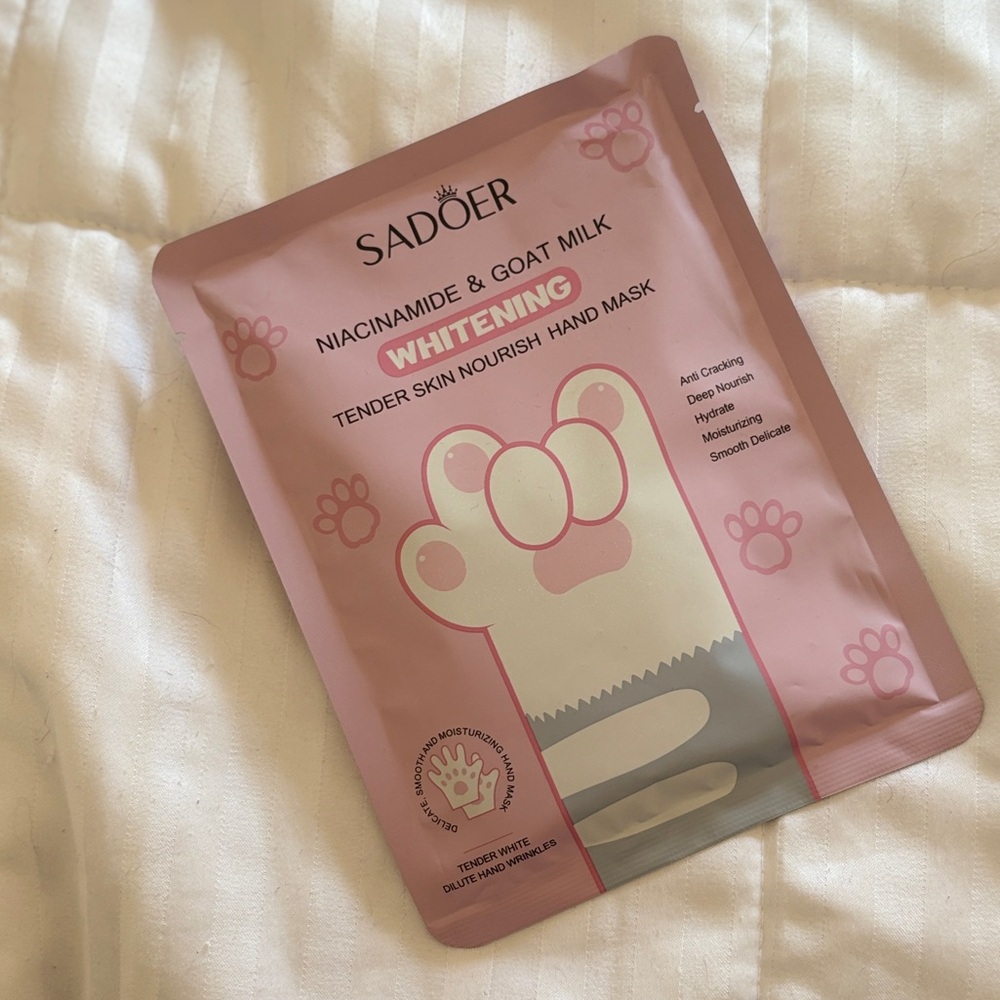 NWT🤍Sadoer 🤍mask for hands